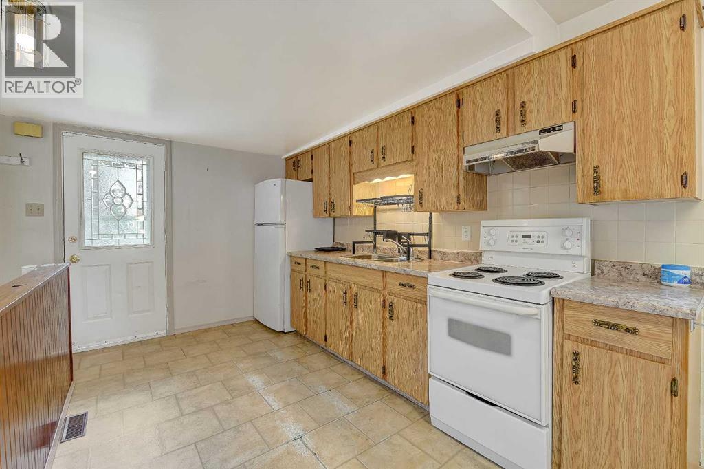 10115 110 Avenue Property Photo 13