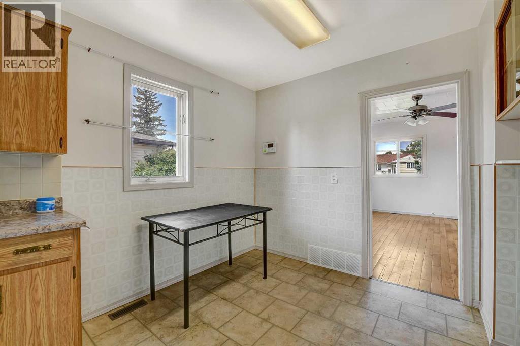 10115 110 Avenue Property Photo 14
