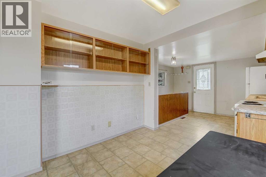 10115 110 Avenue Property Photo 15