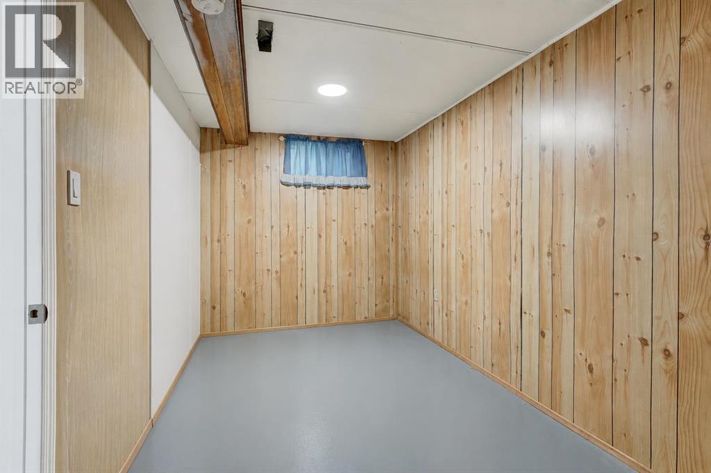 10115 110 Avenue Property Photo 18