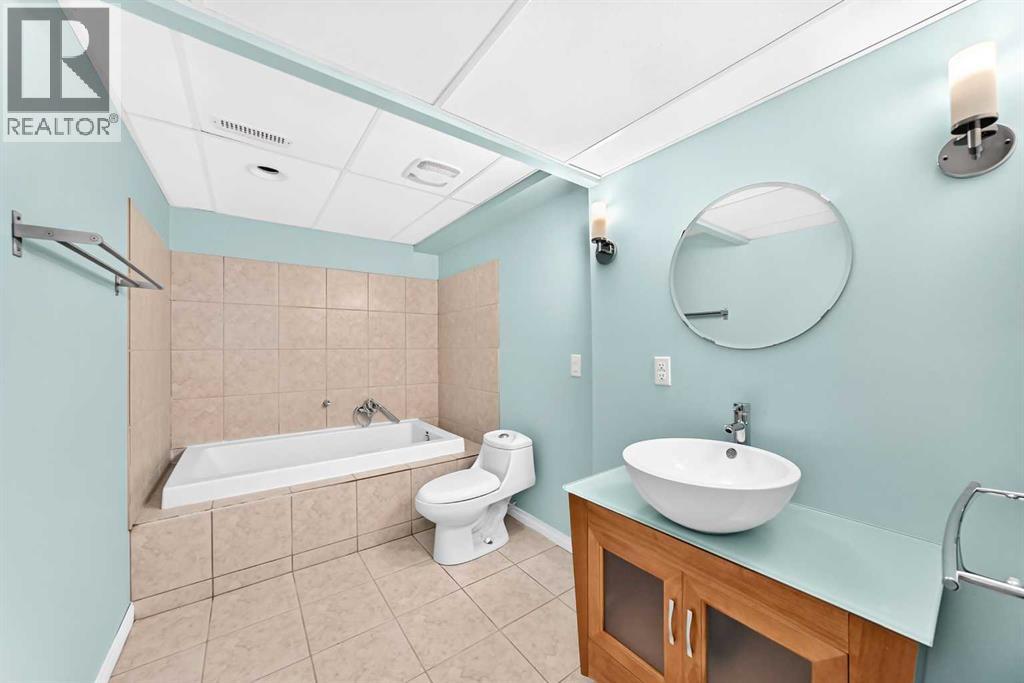 136 Midlawn Close Se Property Photo 29