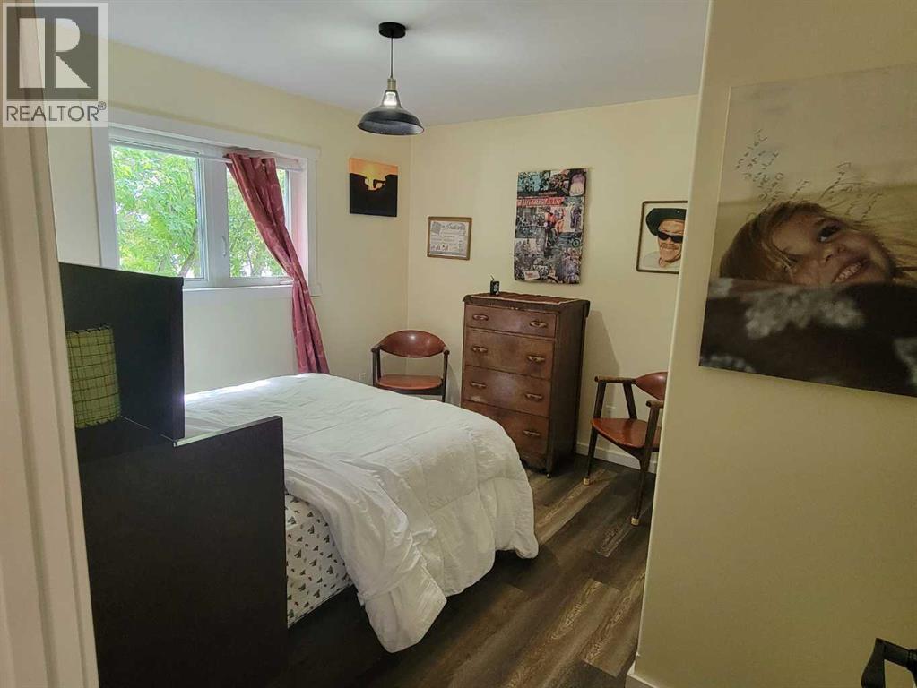 4908 47 Street Property Photo 28
