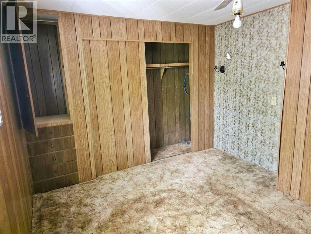 4206 54 Street Property Photo 11