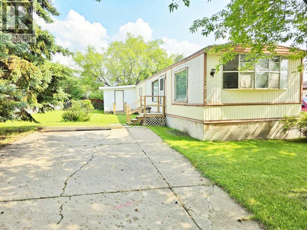 4206 54 Street Property Photo 18