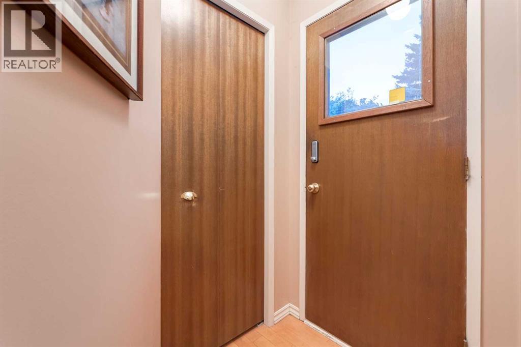 544 Brookmere Crescent Sw Property Photo 20