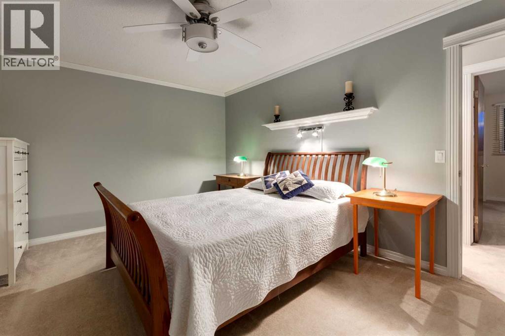 544 Brookmere Crescent Sw Property Photo 22