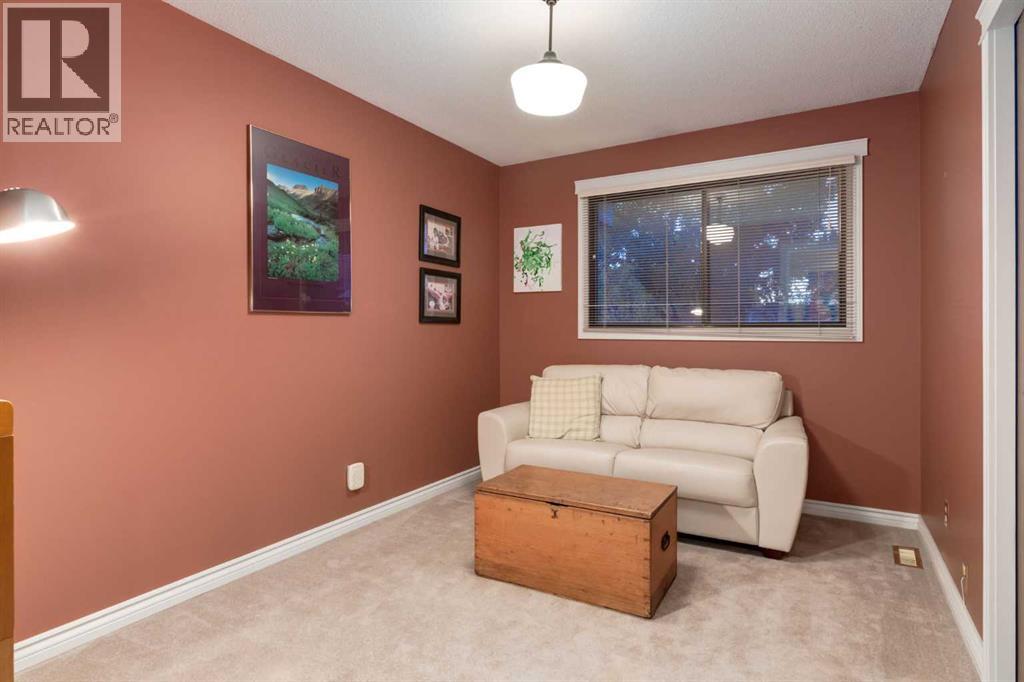 544 Brookmere Crescent Sw Property Photo 25
