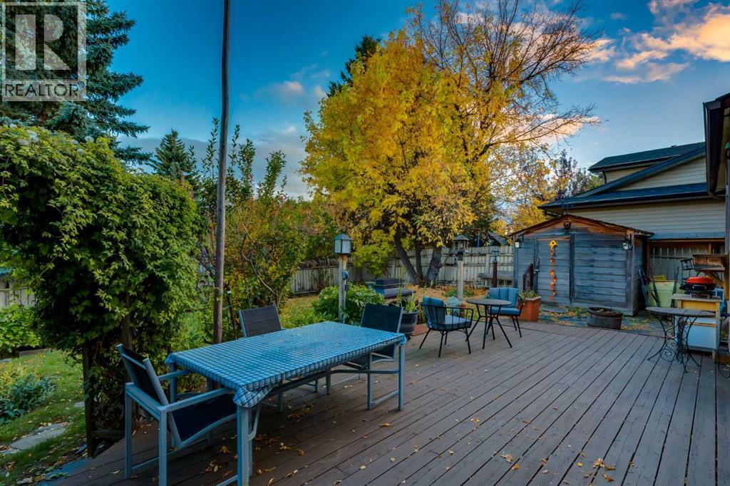 544 Brookmere Crescent Sw Property Photo 45