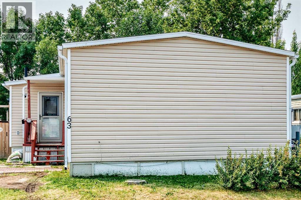 6220 17 Avenue Southeast Property Photo 1