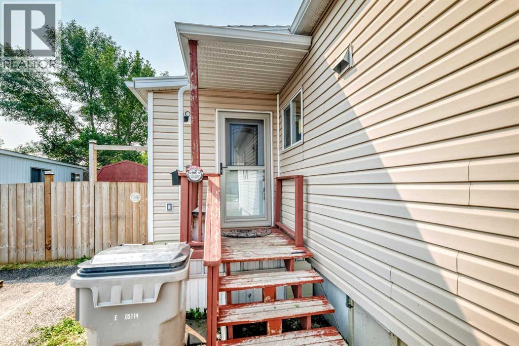 6220 17 Avenue Southeast Property Photo 3