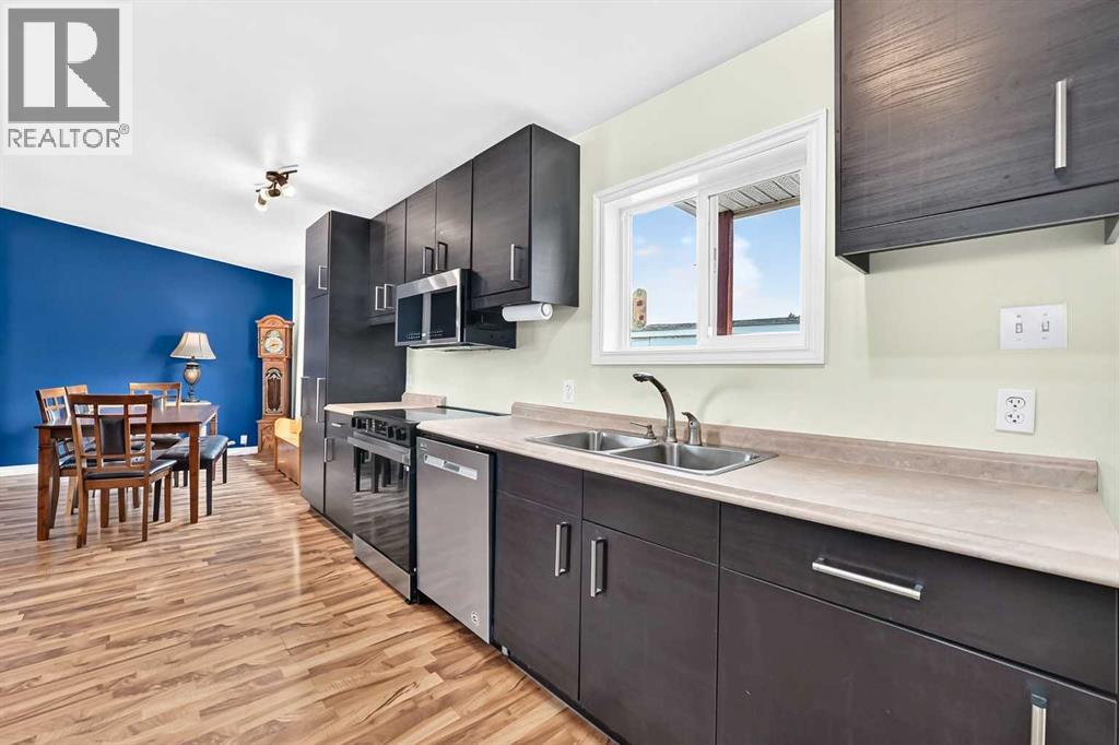 6220 17 Avenue Southeast Property Photo 14