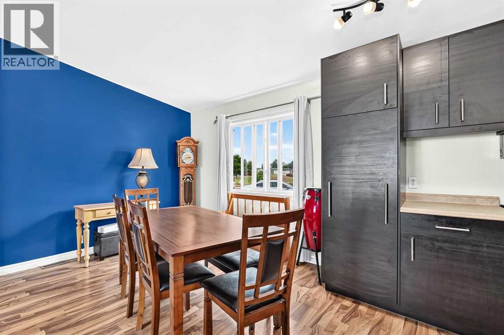 6220 17 Avenue Southeast Property Photo 16