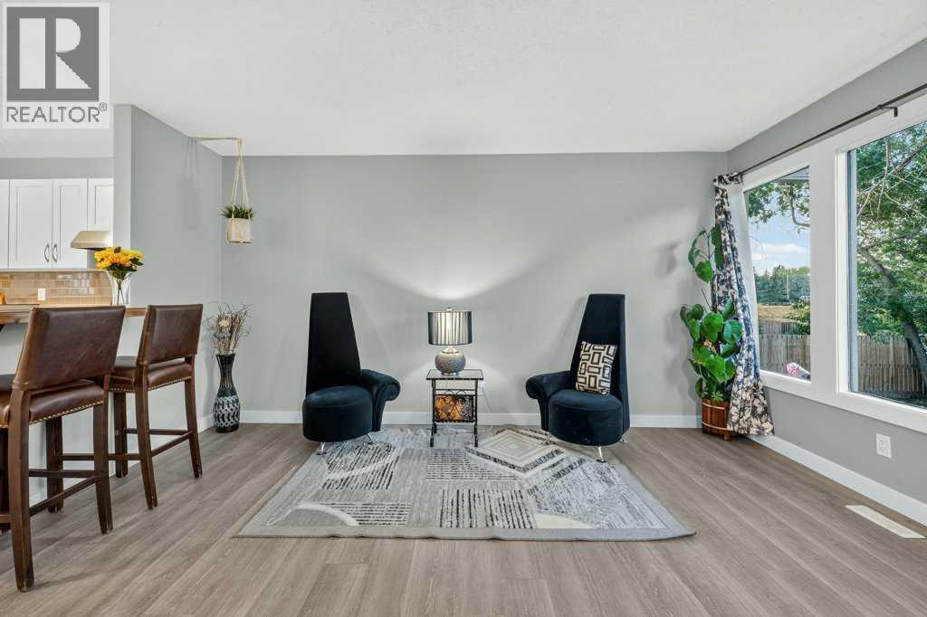 3046 32a Avenue Se Property Photo 17