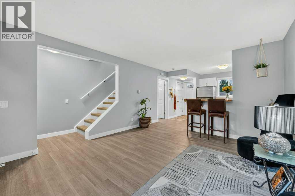 3046 32a Avenue Se Property Photo 19