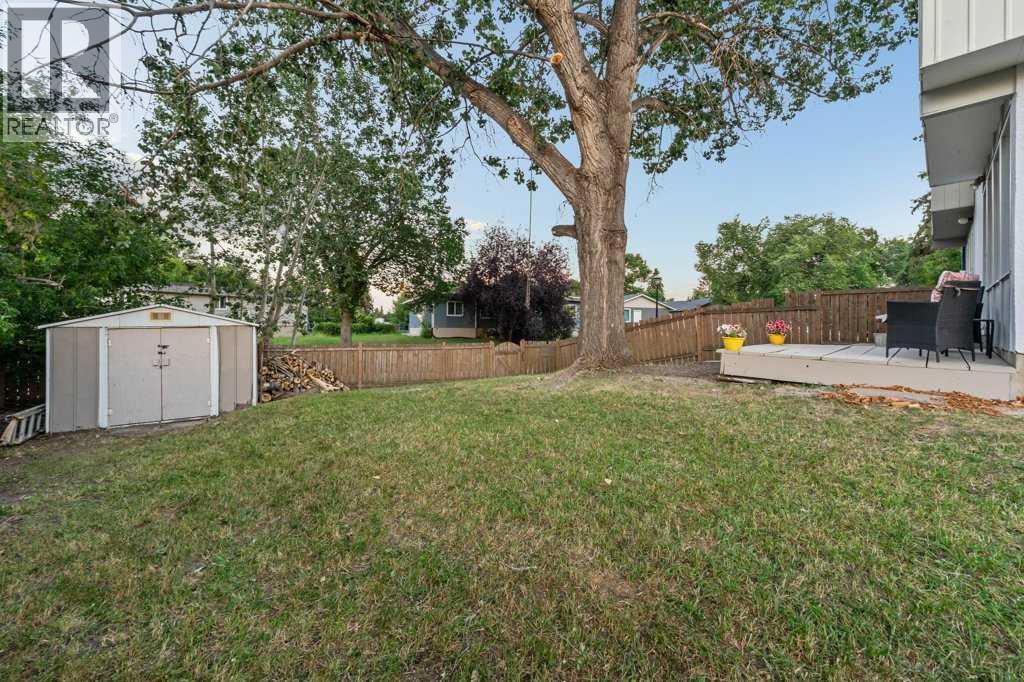 3046 32a Avenue Se Property Photo 34