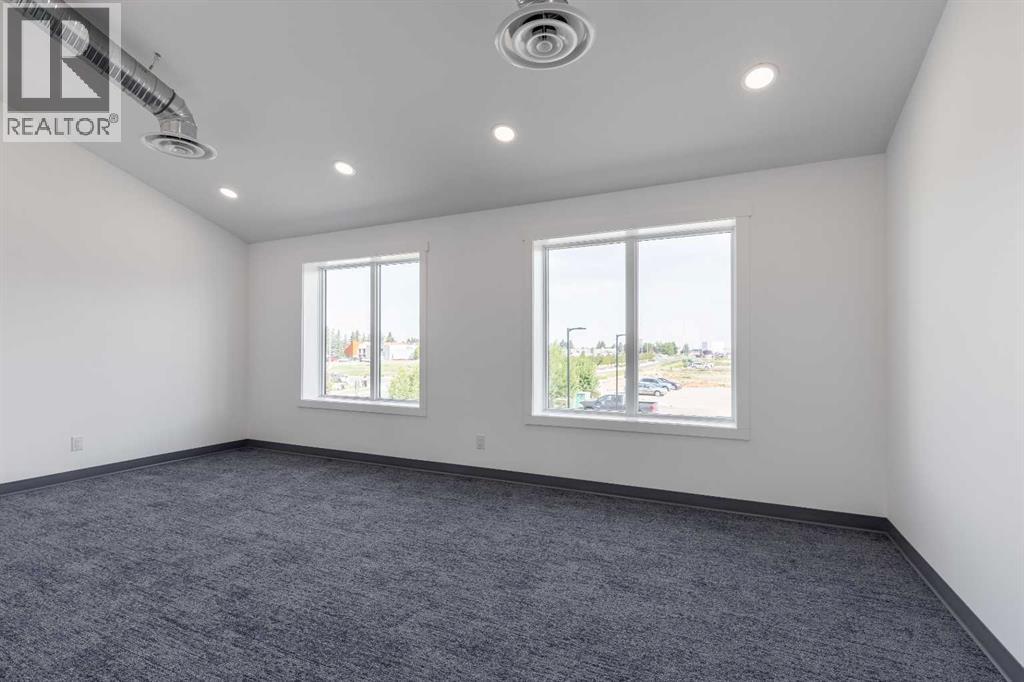 1241 29 Street N Property Photo 36