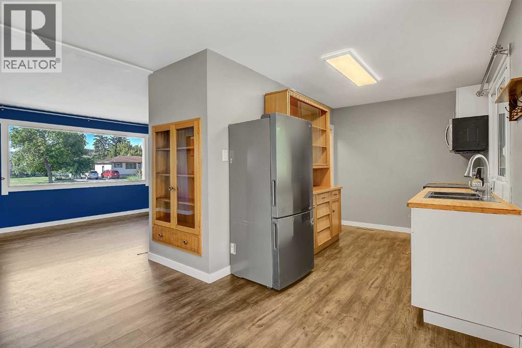 9626 108 Avenue Property Photo 9