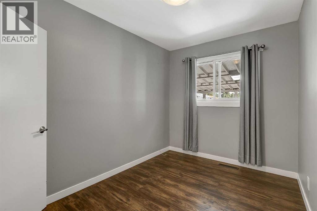 9626 108 Avenue Property Photo 16
