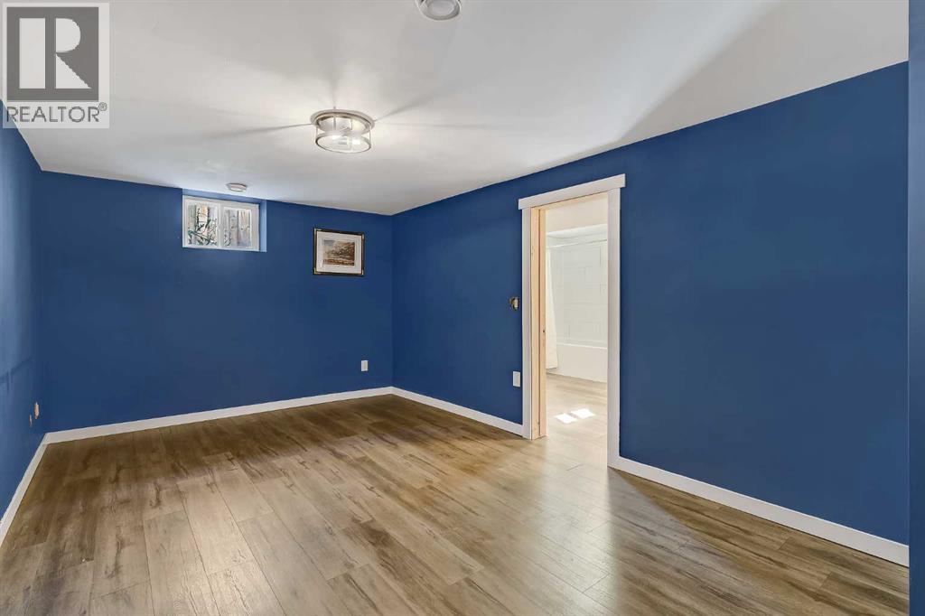 9626 108 Avenue Property Photo 24