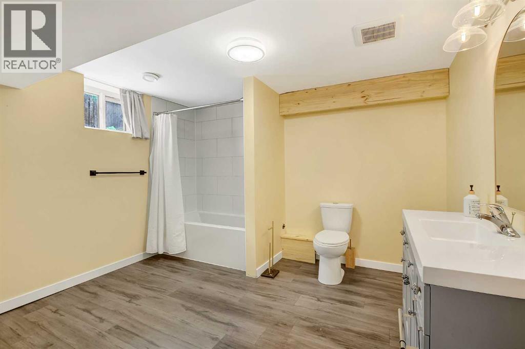 9626 108 Avenue Property Photo 25
