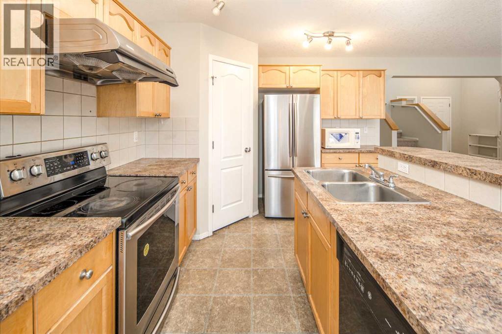96 Panamount Manor Nw Property Photo 10