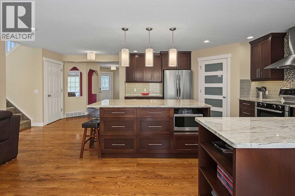 21 Edgebrook Park Nw Property Photo 12