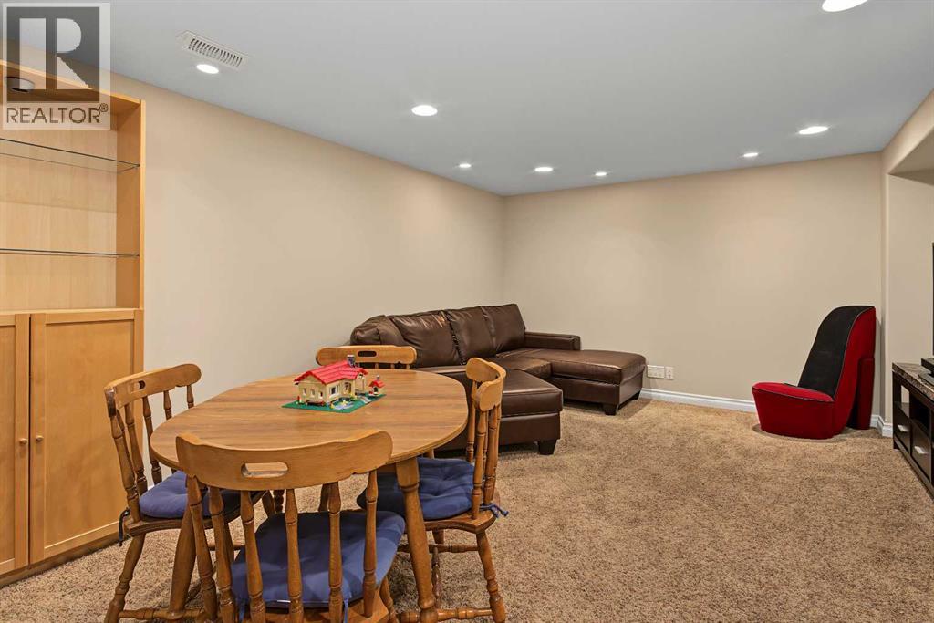 21 Edgebrook Park Nw Property Photo 29