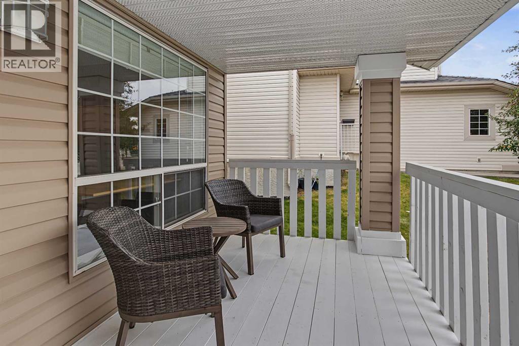 21 Edgebrook Park Nw Property Photo 39