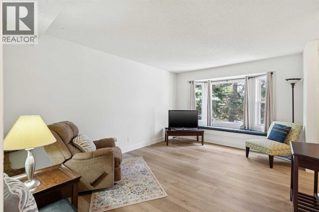 91 Deerfield Drive Se Property Photo 2