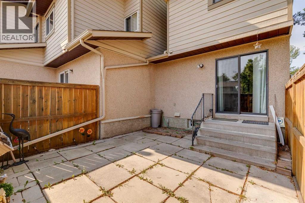91 Deerfield Drive Se Property Photo 12