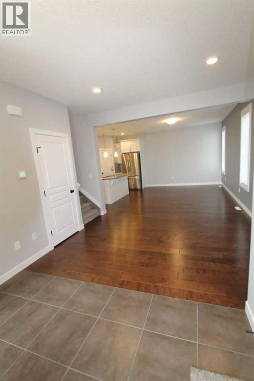 10315b 149 Avenue Property Photo 3