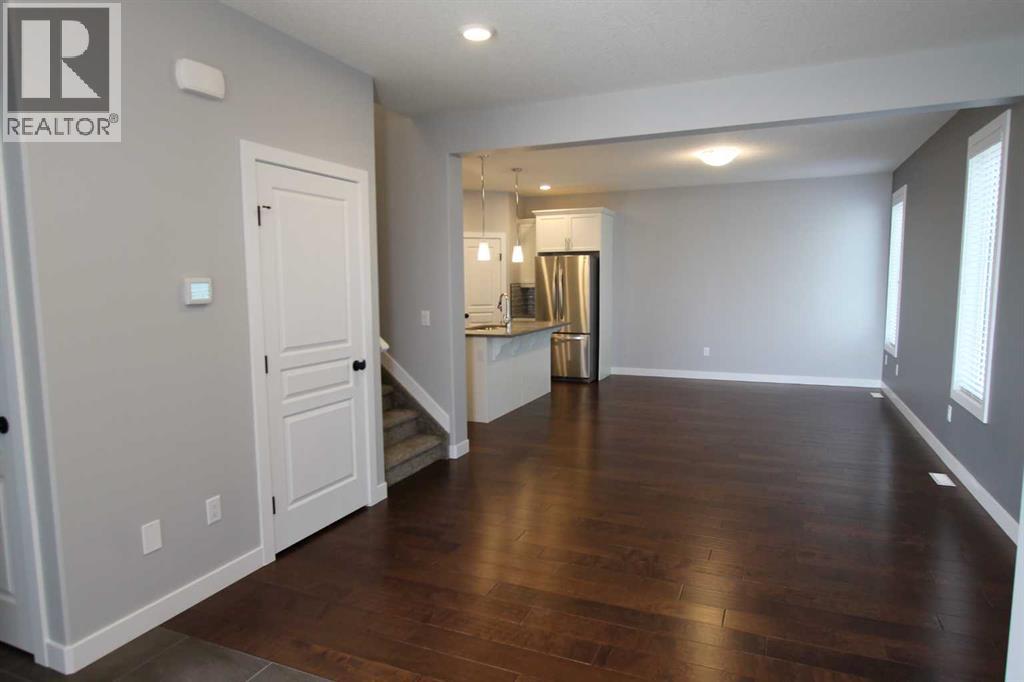 10315b 149 Avenue Property Photo 4