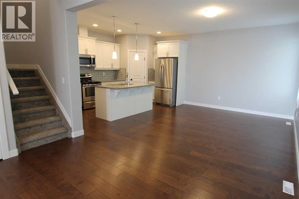 10315b 149 Avenue Property Photo 5