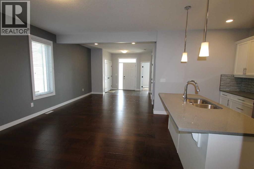 10315b 149 Avenue Property Photo 11