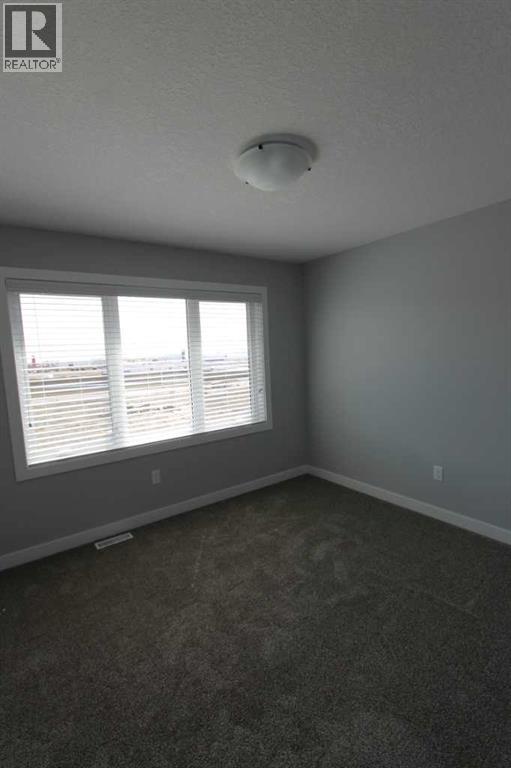 10315b 149 Avenue Property Photo 14