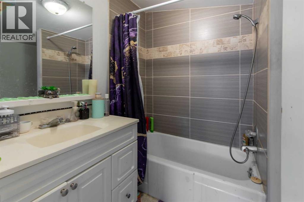 329 12 Street N Property Photo 18