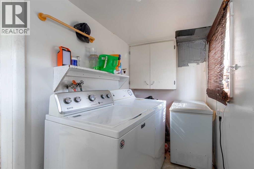329 12 Street N Property Photo 19