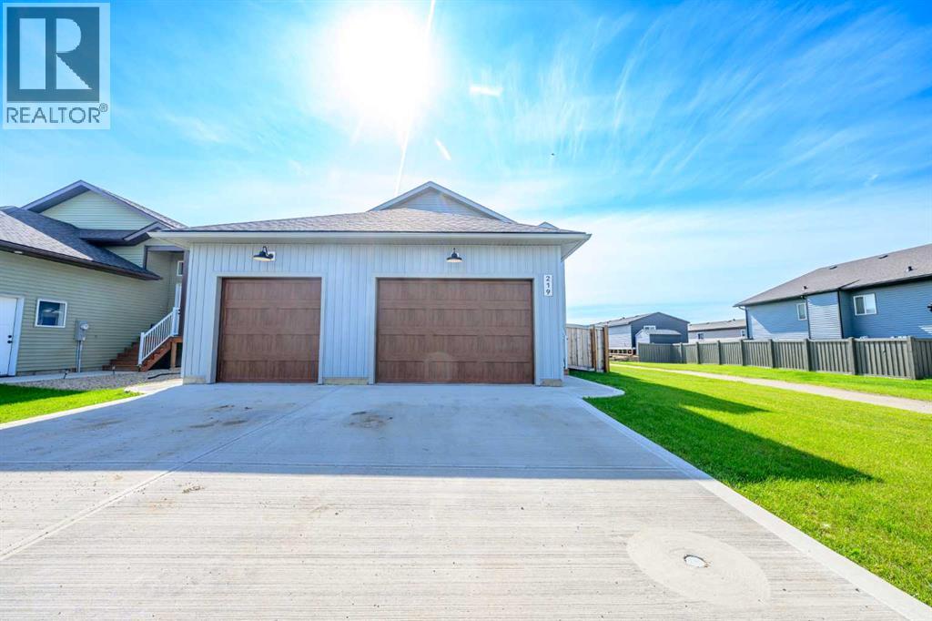 11850 84 Avenue Property Photo 1