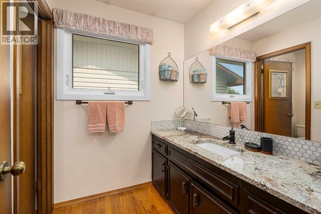 152 Templewood Road Ne Property Photo 23