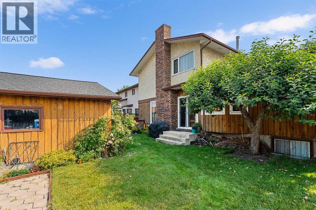 152 Templewood Road Ne Property Photo 40