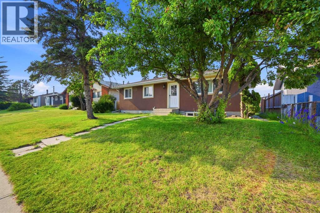 731 Maryvale Way Ne Property Photo 3