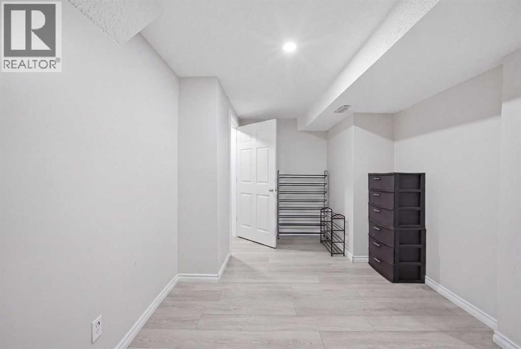 731 Maryvale Way Ne Property Photo 32