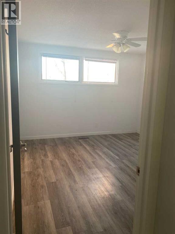 422 5 Street Se Property Photo 14