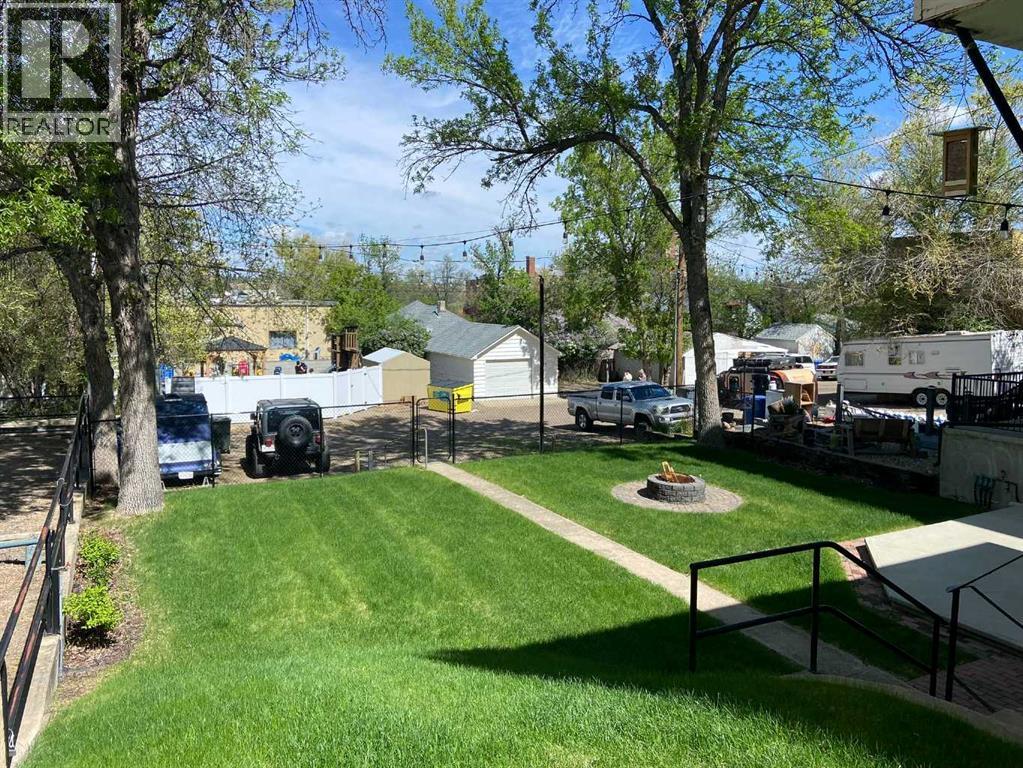 422 5 Street Se Property Photo 19