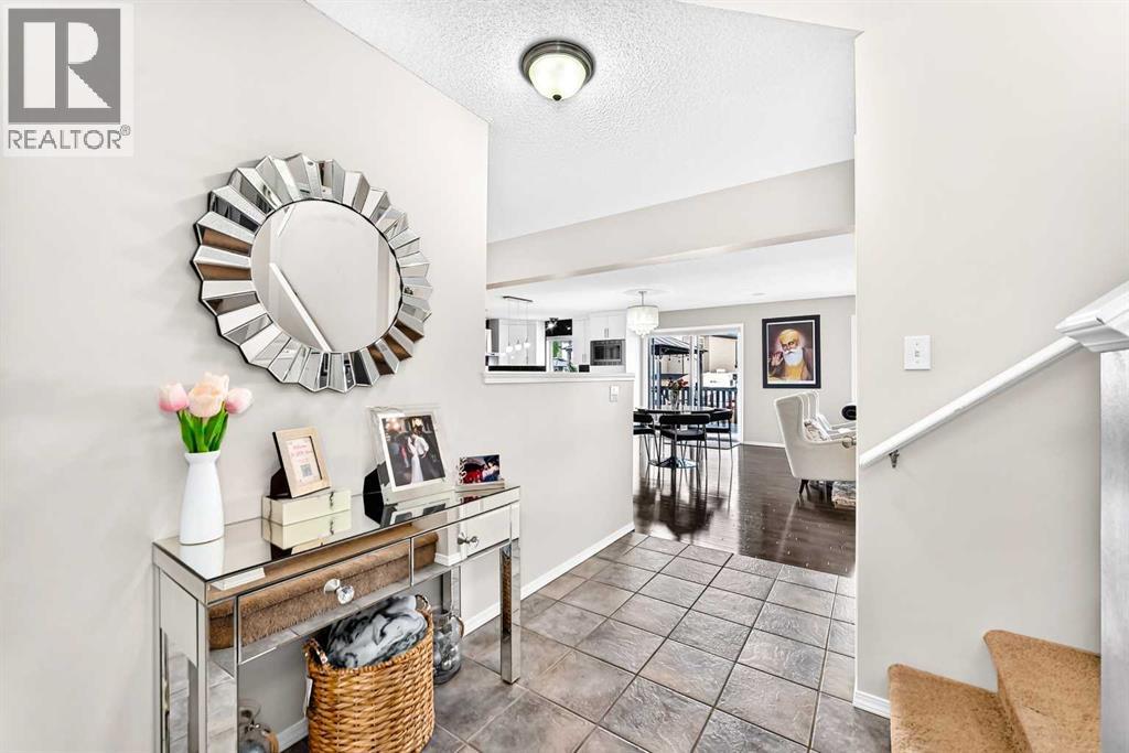 150 Springmere Drive Property Photo 4