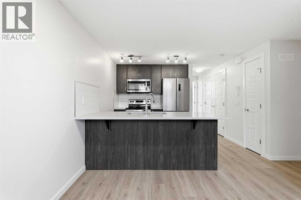 124 Cranbrook Square Se Property Photo 12