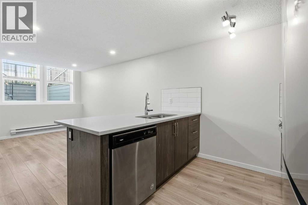 124 Cranbrook Square Se Property Photo 15