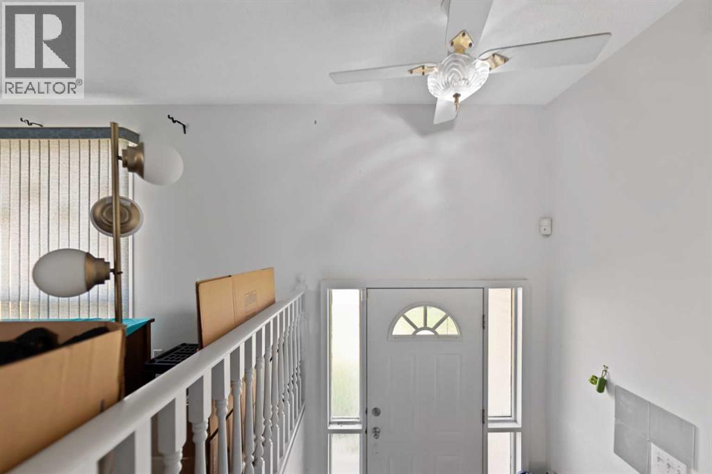 224 Faldale Close Ne Property Photo 4