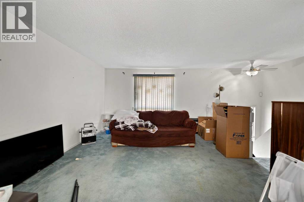 224 Faldale Close Ne Property Photo 6
