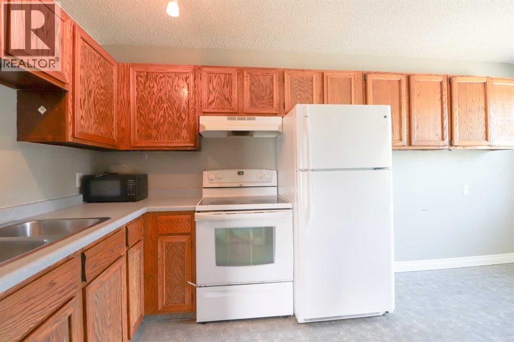 71 Laval Boulevard W Property Photo 10